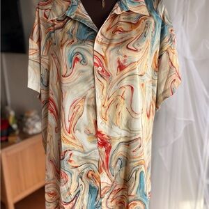 12th Tribe Women Oversized Marble Swirl Pattern Short Sleeve Shirt